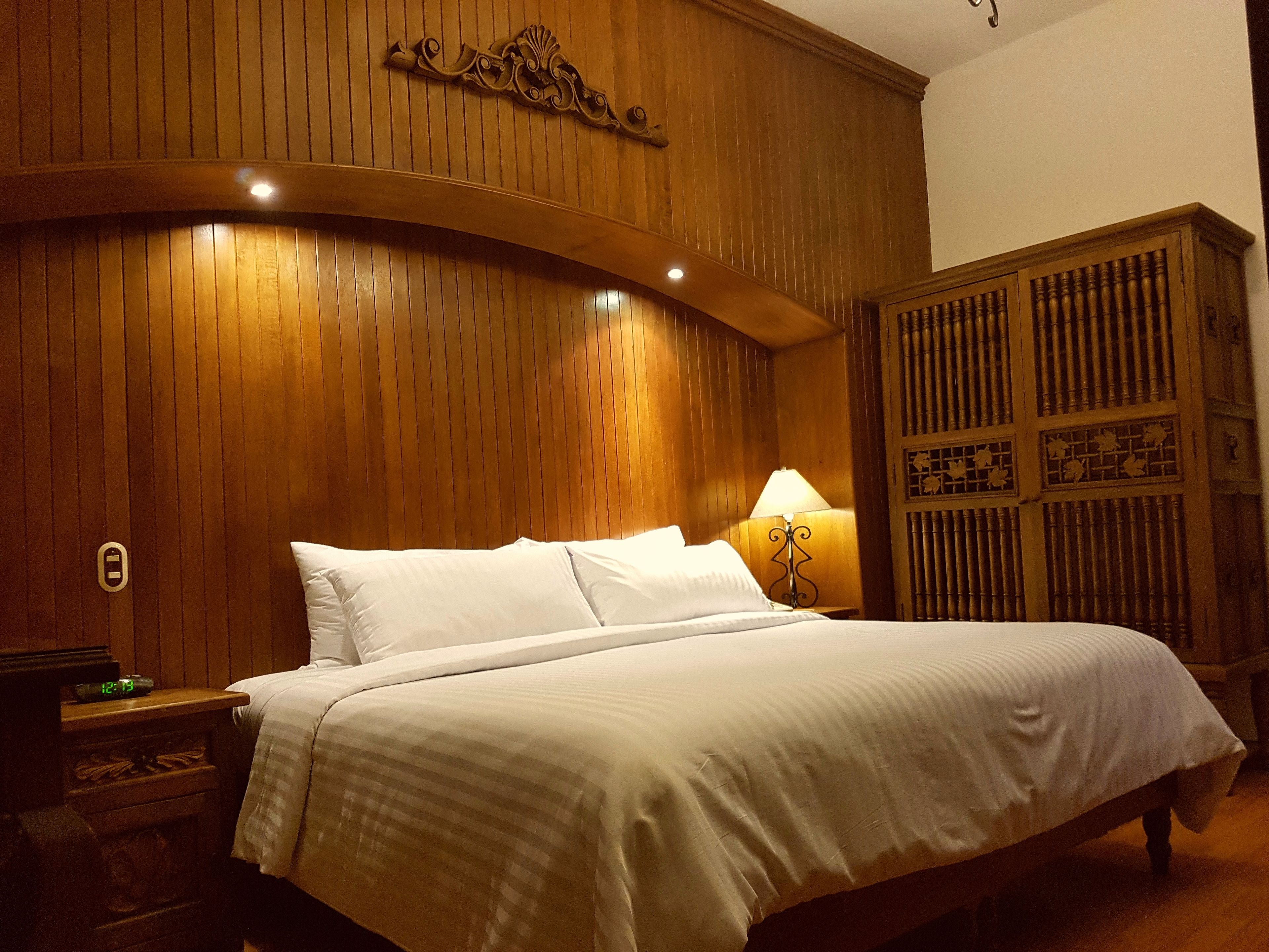 superior room | 1 bedroom, premium bedding, down duvets, in-room safe