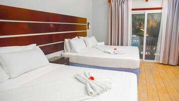 Literie de qualité supérieure, coffres-forts dans les chambres