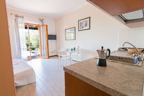 Flat-screen TV, table tennis - Appartamenti Elbamar Lacona (Capoliveri)