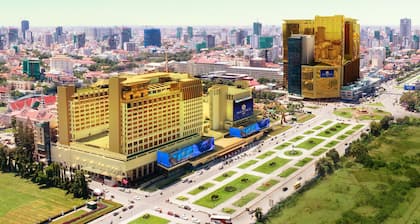 NagaWorld Hotel & Entertainment Complex