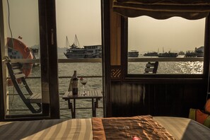 Habitación Premium | Cortinas blackout y wifi gratis 