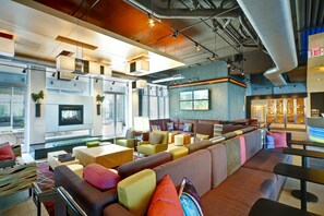 Lounge - Aloft Arundel Mills BWI Airport (Hanover)