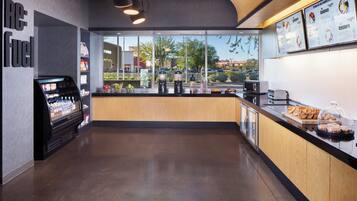 Frukost med självservering varje dag mot avgift