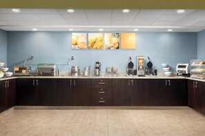 Free daily buffet breakfast
