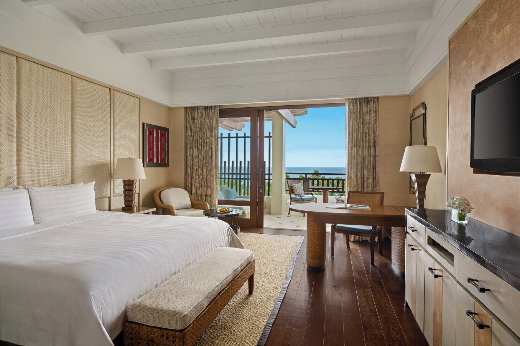 Premium bedding, minibar, in-room safe, desk