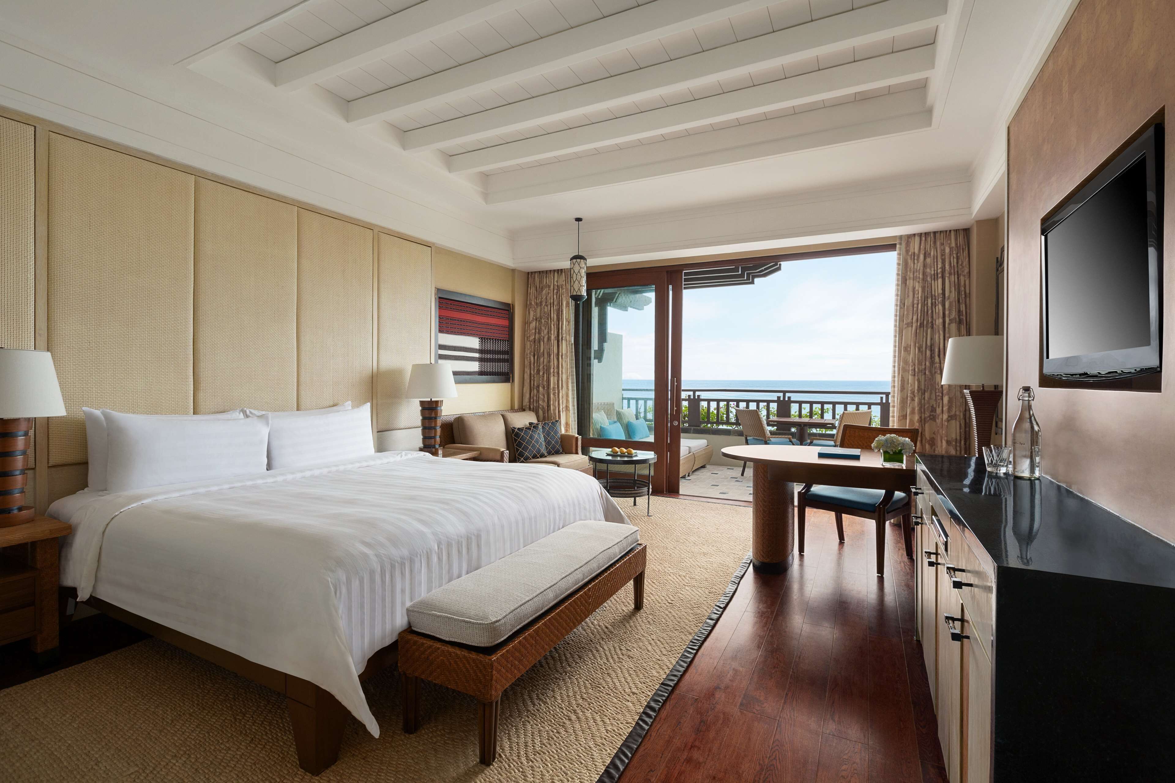 Premium bedding, minibar, in-room safe, desk