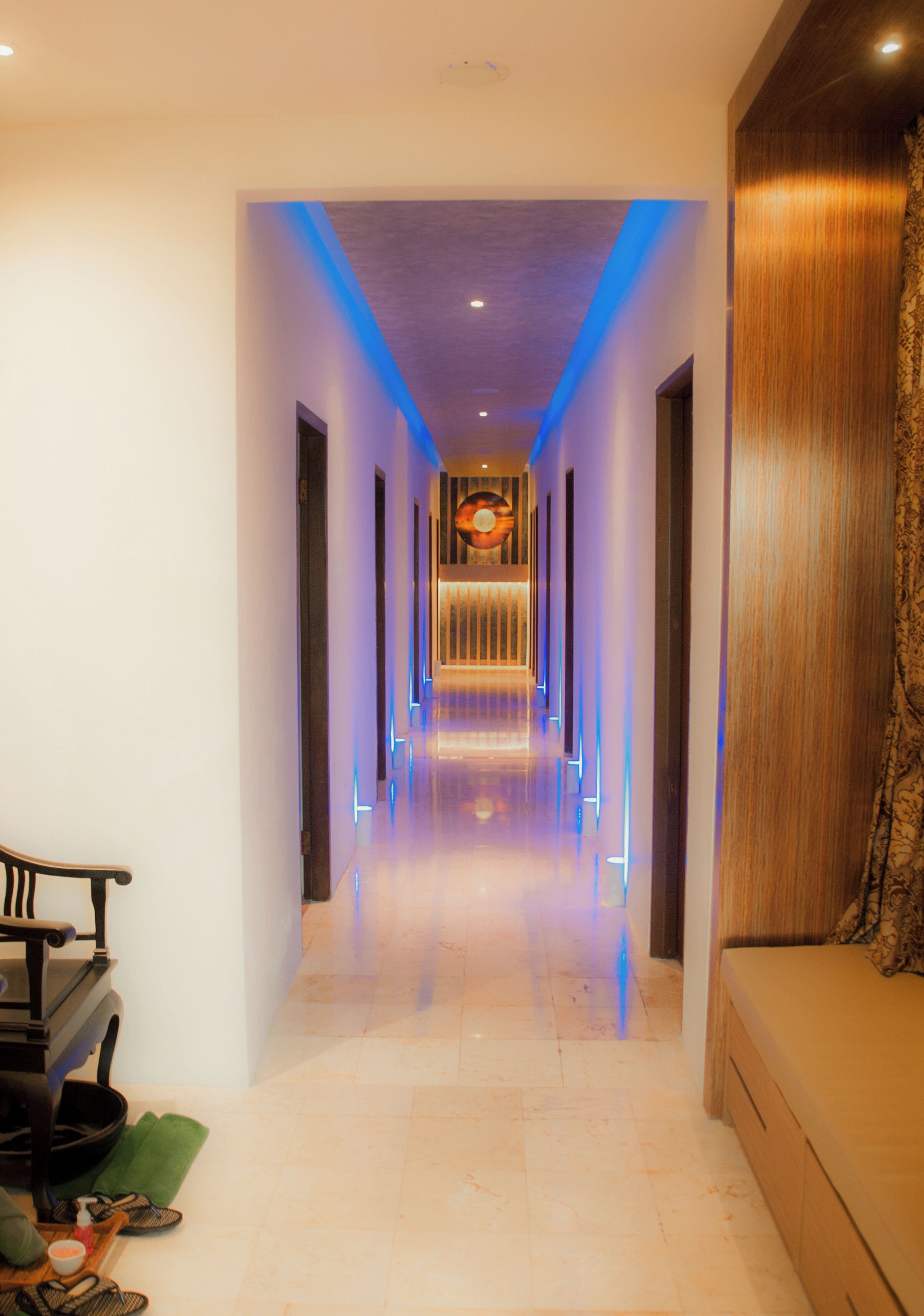 couples treatment room(s), sauna, hot tub, body treatments, aromatherapy