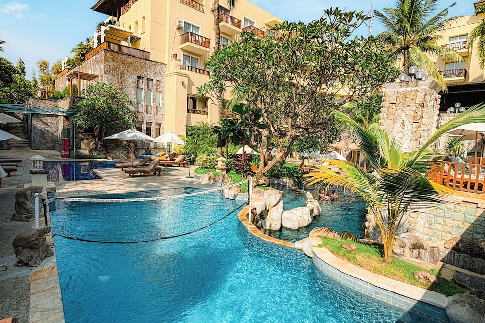 Kuta Paradiso Hotel