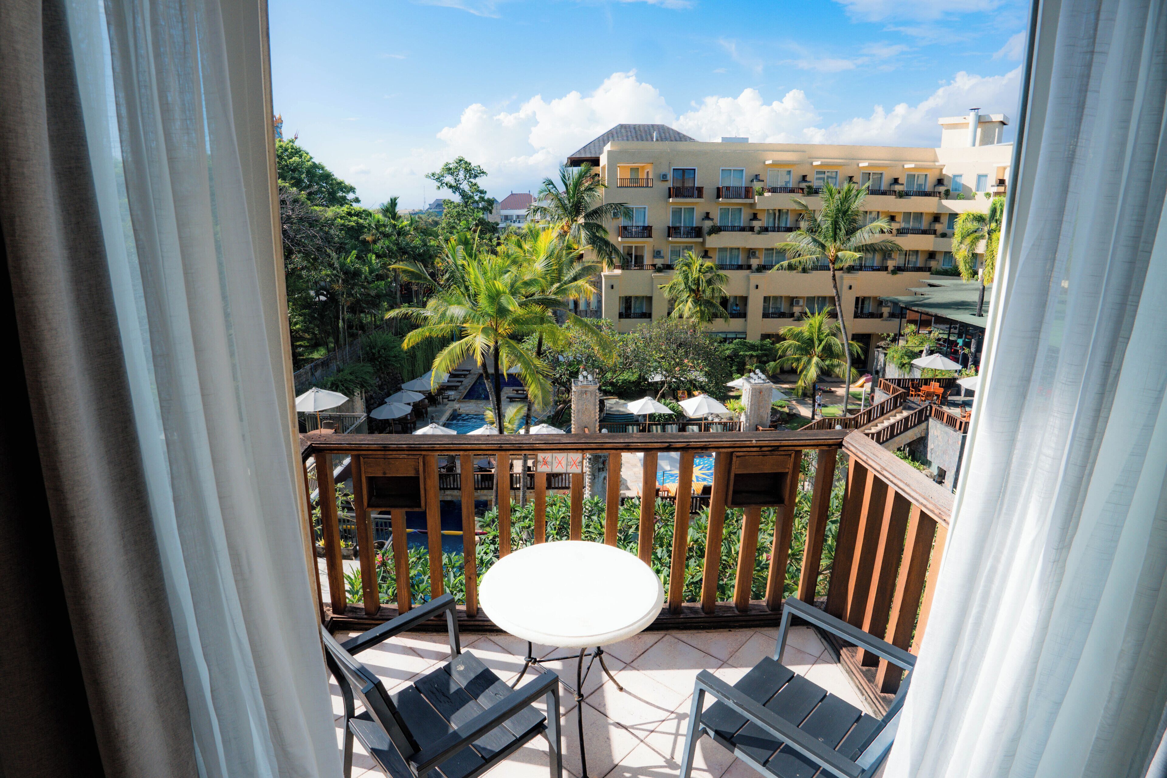 Super Deluxe Pool view | Ban công