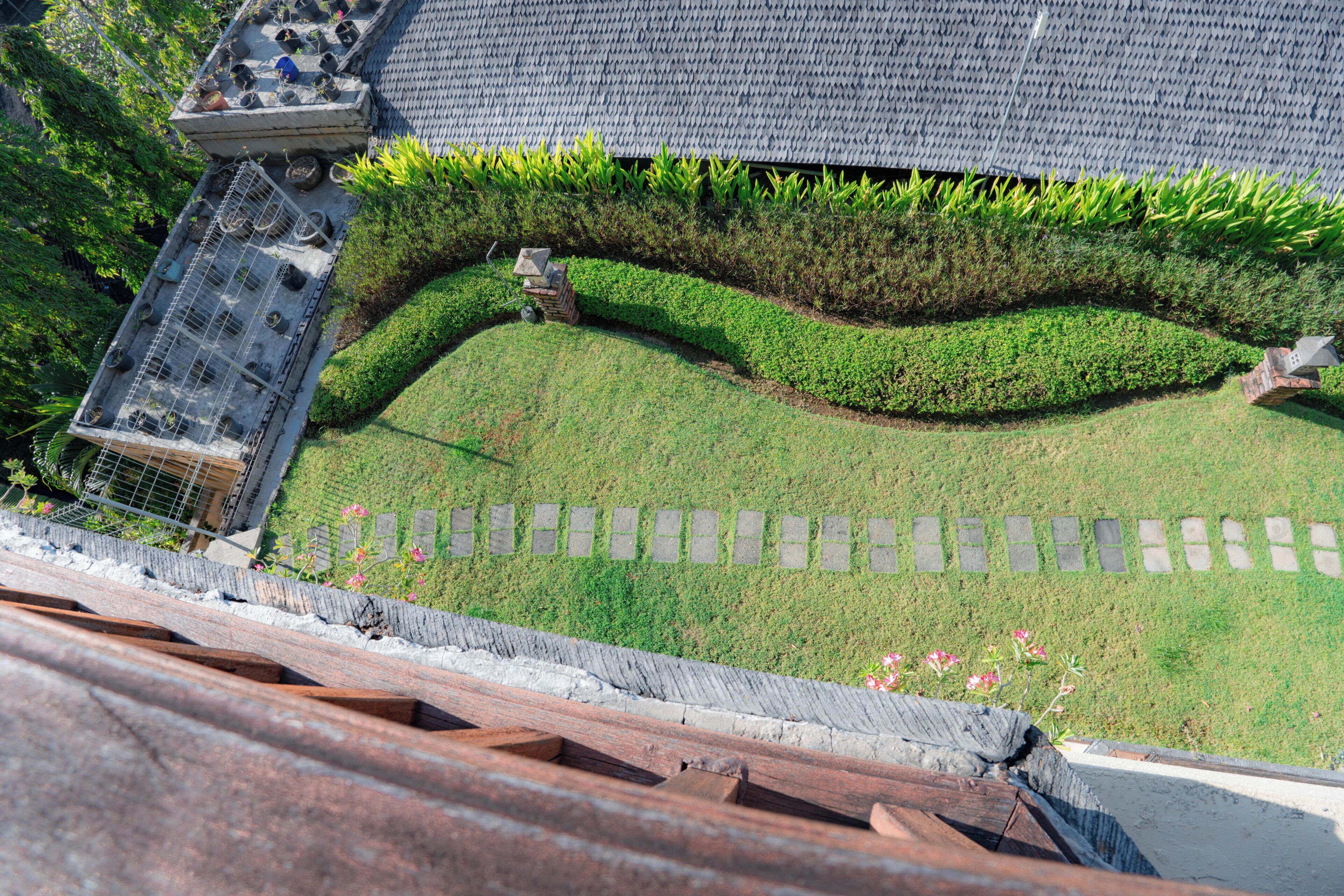 deluxe room | balcony view