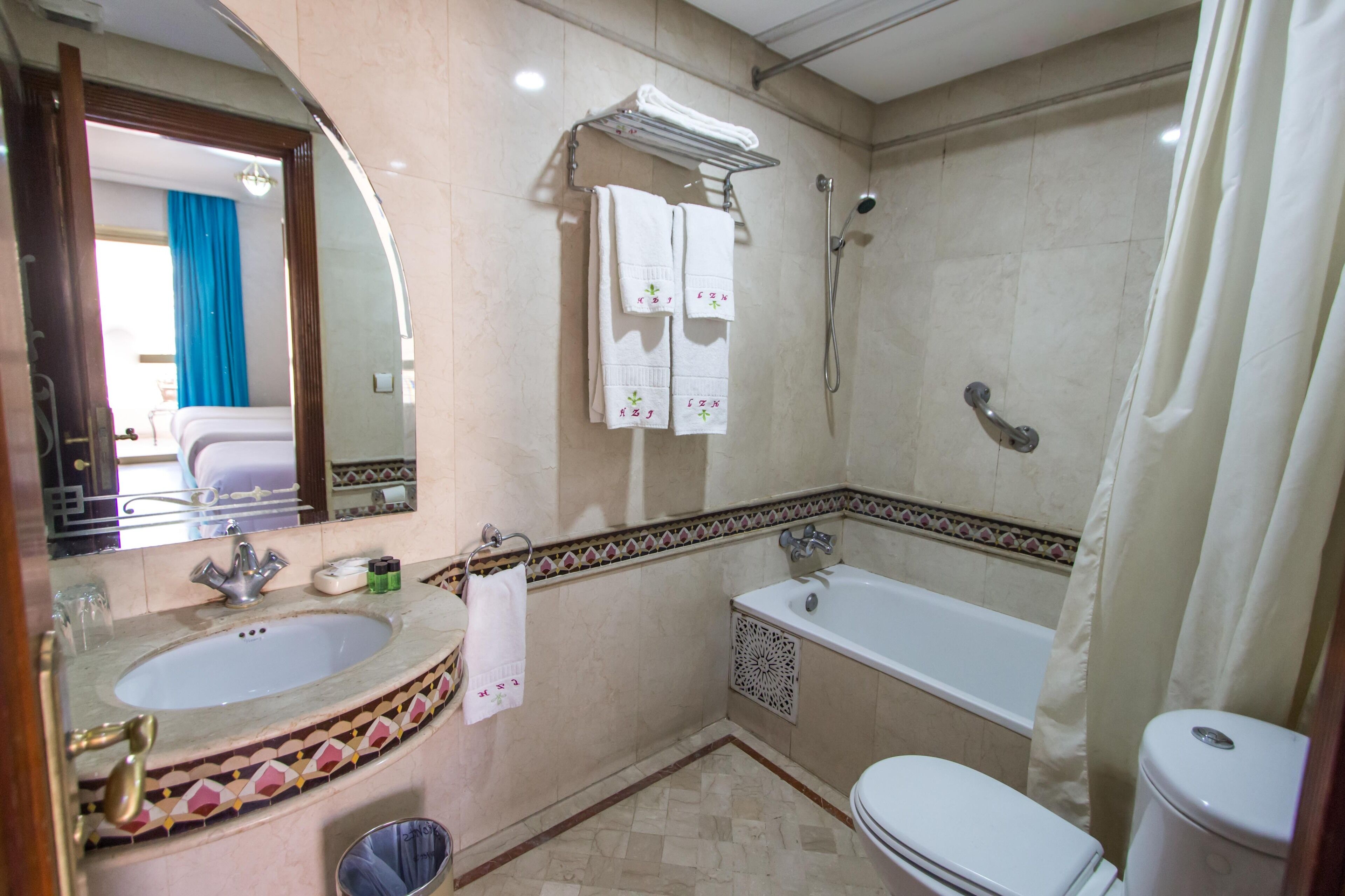 Foto - Hotel Zahrat Al Jabal