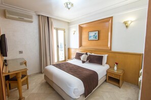 Suite | Premium bedding, minibar, in-room safe, desk - Hotel Zahrat Al Jabal (Fes)