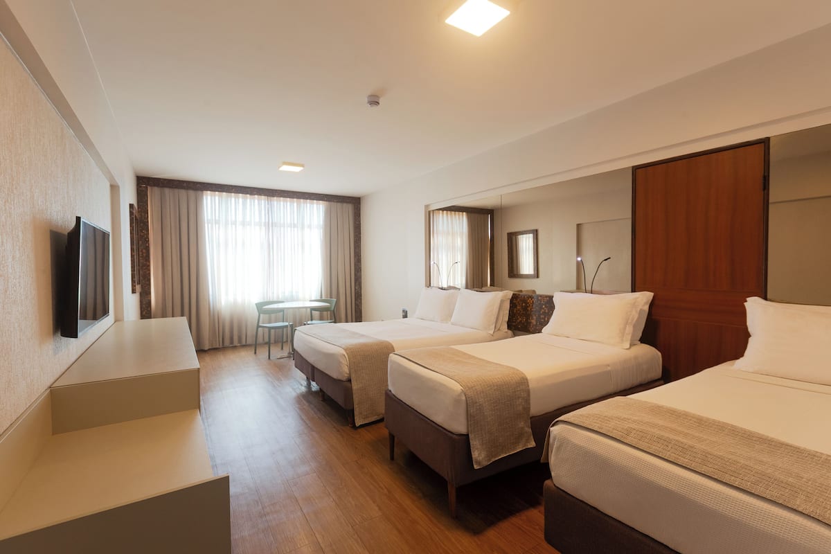 Habitación estándar doble (Premium Floor) | Minibar, caja fuerte, sistema de insonorización y wifi gratis