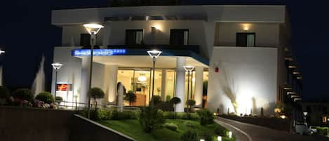 Bagian depan properti