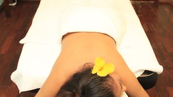 Dampbad, mudderbade, massagebehandlinger