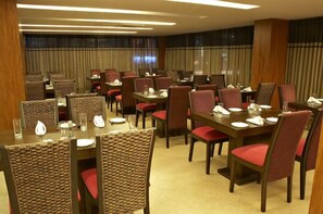 Breakfast, lunch and dinner served - Shilton Royale (Bengaluru)