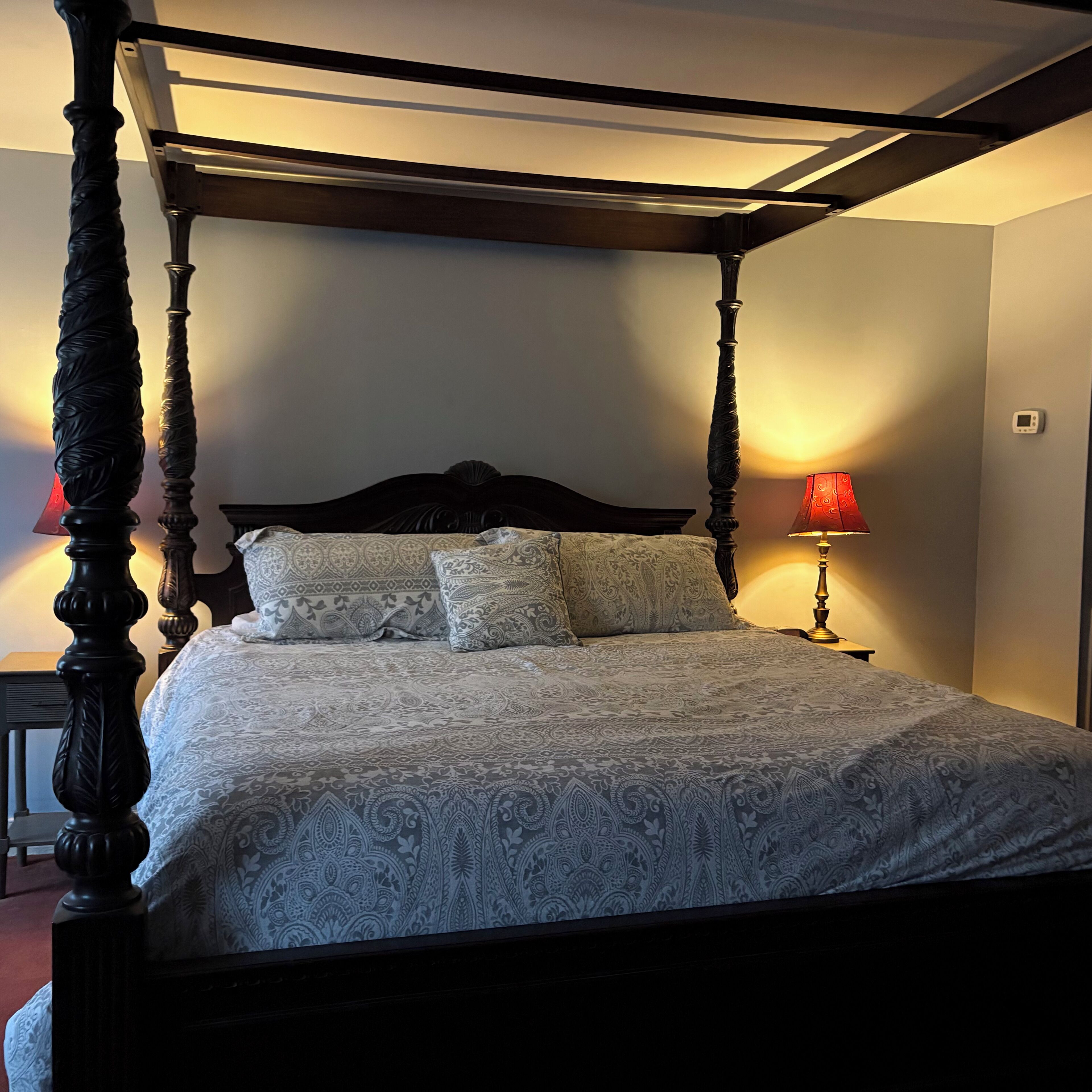 Down duvets, iron/ironing board, WiFi, bed sheets