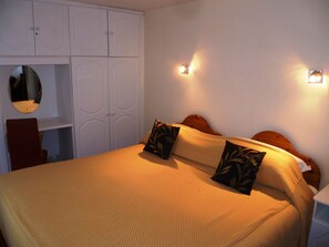低過敏寢具、客房內保險箱、熨斗/熨衣板、免費無線上網