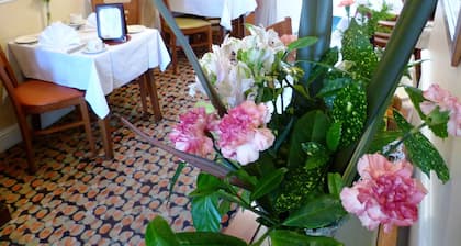 Garnish House Guesthouse