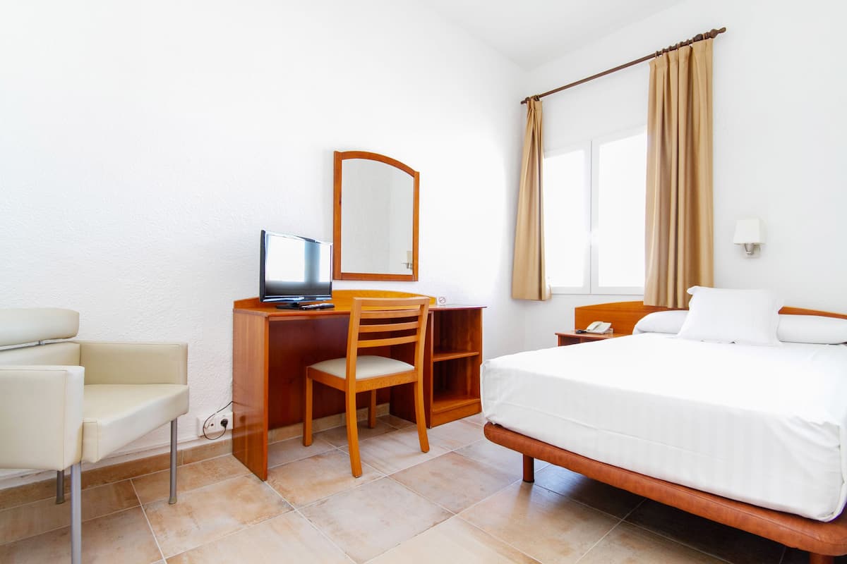 Basic Double Room Single Use
