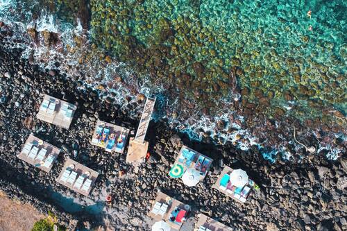 Spiaggia privata, lettini da mare, ombrelloni, teli da spiaggia