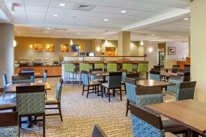 Desayuno buffet incluido todos los días