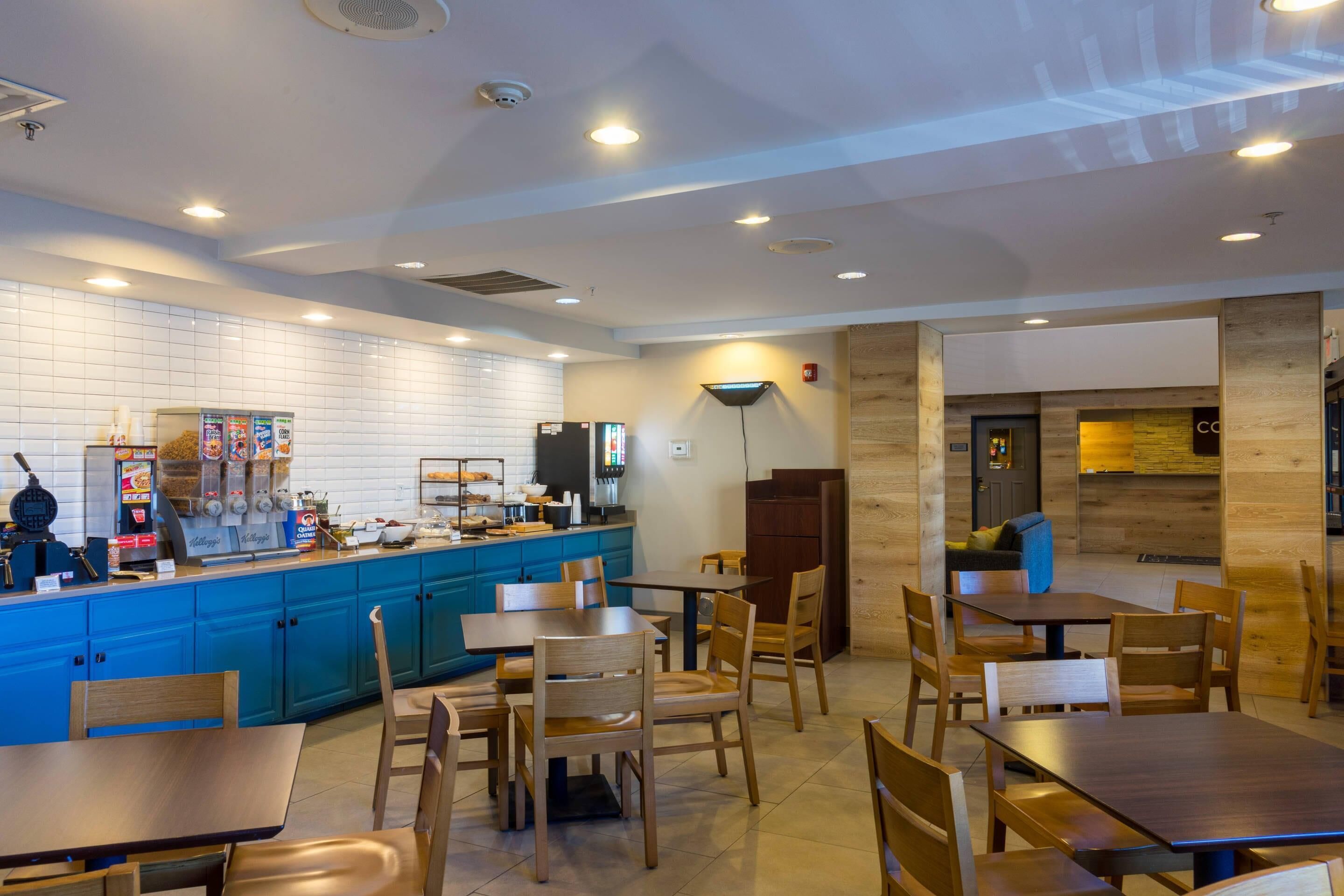 Free daily buffet breakfast