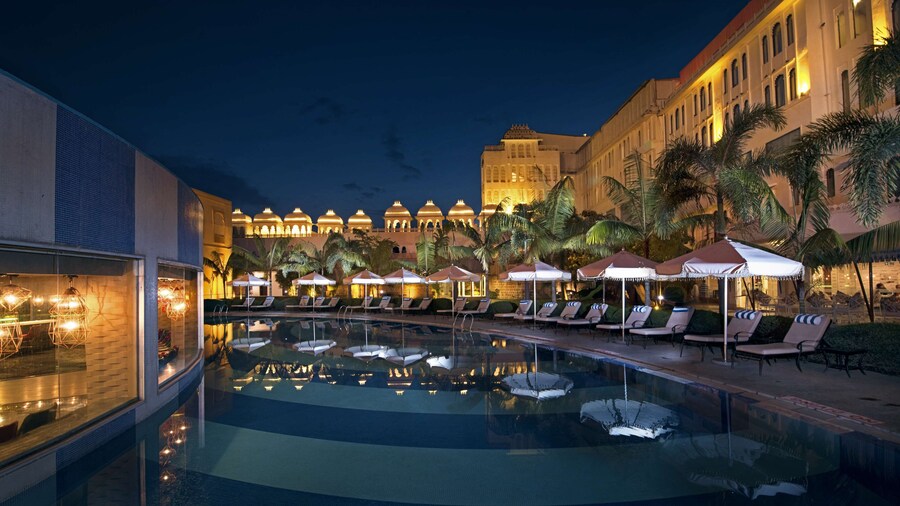 Radisson Blu Udaipur Palace Resort & Spa
