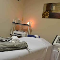Couples treatment room(s), sauna, body treatments, hydrotherapy