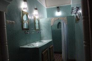 Suite Siman | Salle de bain