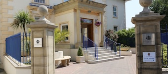 The Hampshire Hotel