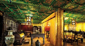 Banquet hall - Han's Royal Garden Hotel (Beijing)