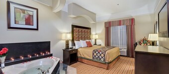 Super 8 by Wyndham Hidalgo/McAllen Area