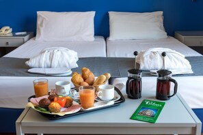 Dining - 7 Palms Hotel Apartments (Rhodes)