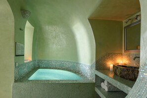 Suite (Lagoon) | Bathroom