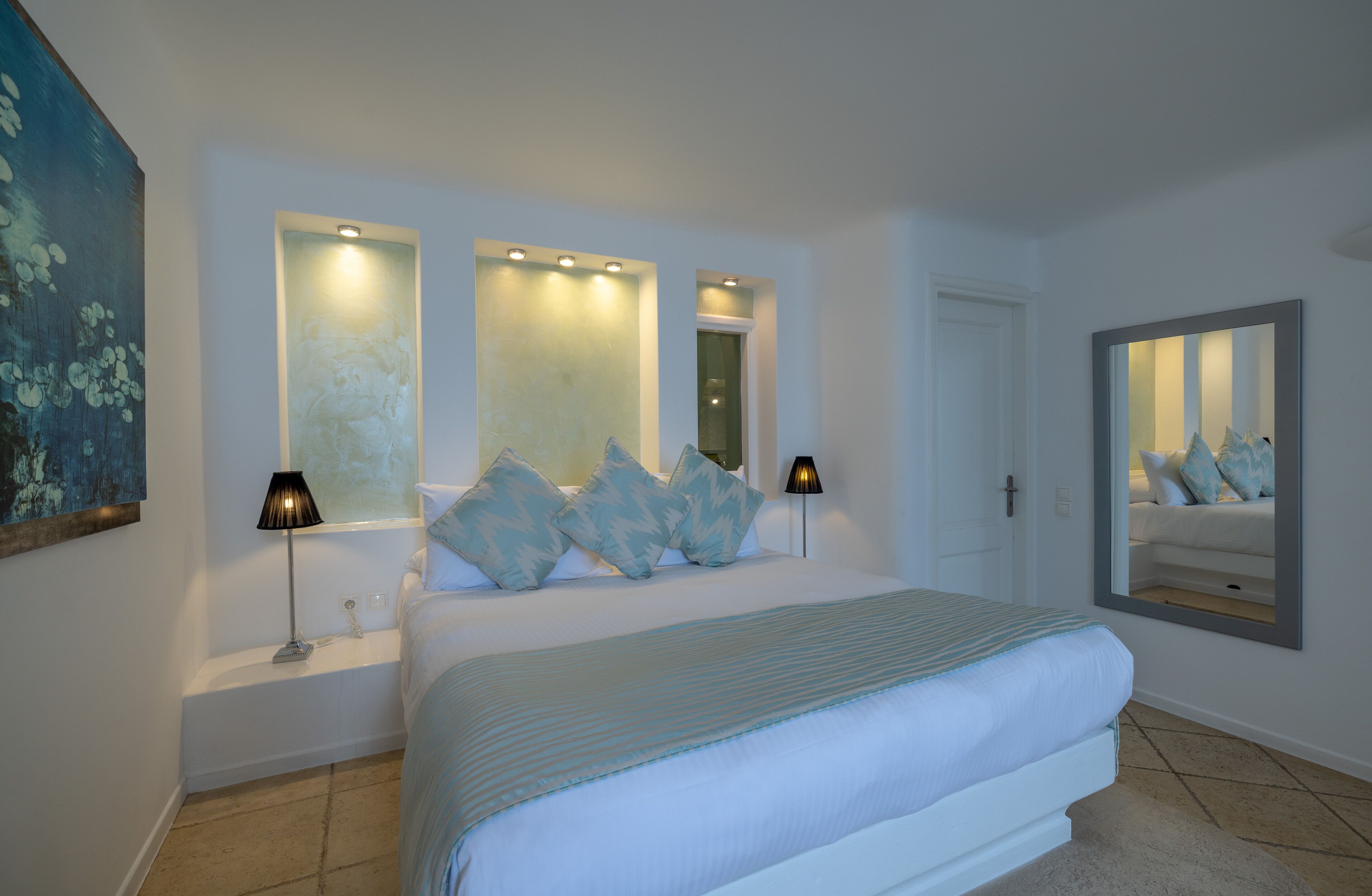 Suite (Lagoon) | Premium bedding, memory foam beds, in-room safe, desk