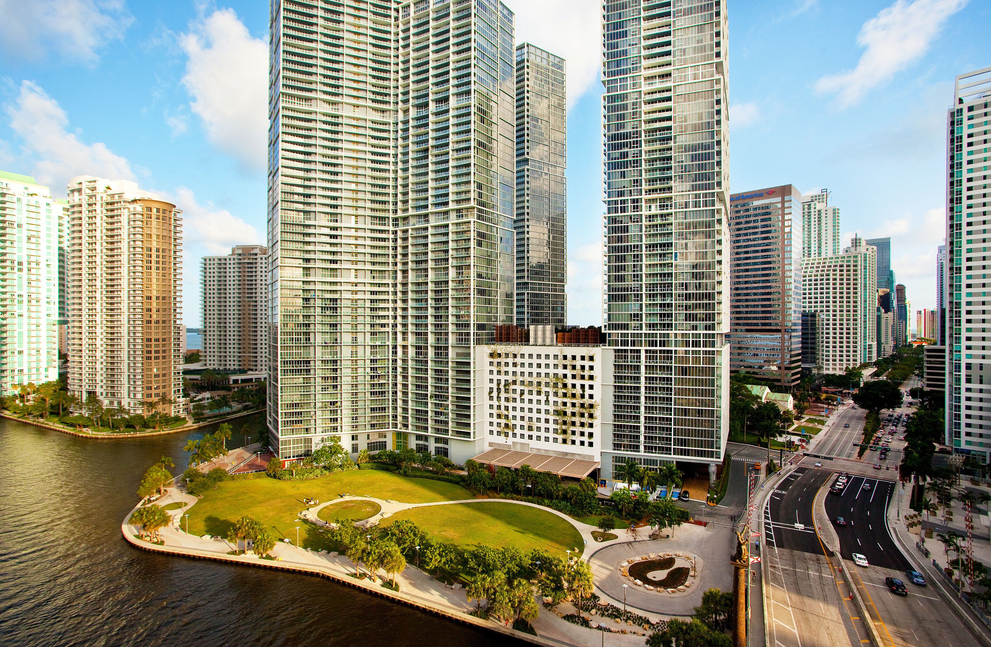 Premier Room, 2 Queen Beds (Deluxe Queen, Larger Guest) | View from room