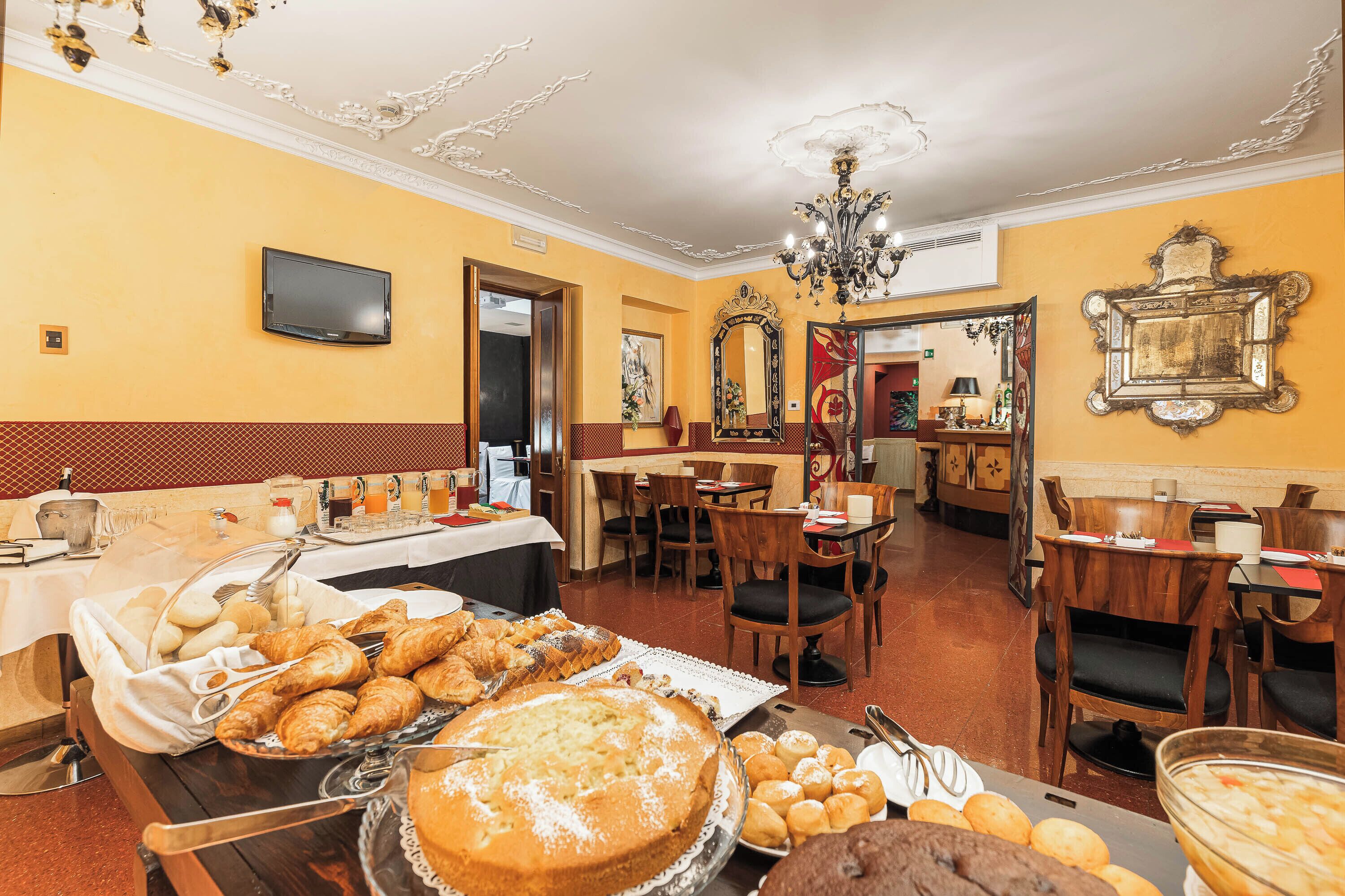 daily continental breakfast (eur 6 per person)