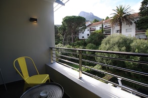 Two Bedroom Loft Apartment | Terrasse/Patio