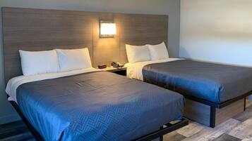 Suite, 2 Einzelbetten, Nichtraucher | Schreibtisch, Verdunkelungsvorhänge, Bügeleisen/Bügelbrett