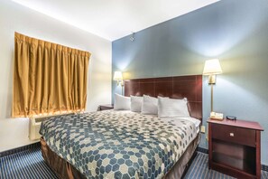 Room, 1 King Bed, Accessible, Smoking