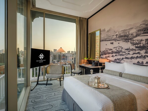 Phòng Executive | Minibar với thức uống miễn phí, két bảo mật tại phòng, bàn 