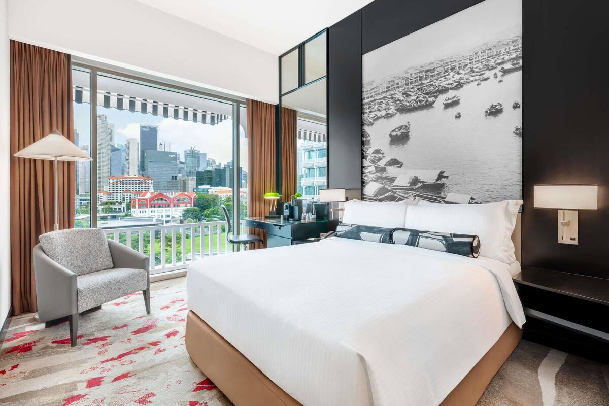 Artículos del minibar gratis y caja de seguridad en la habitación 