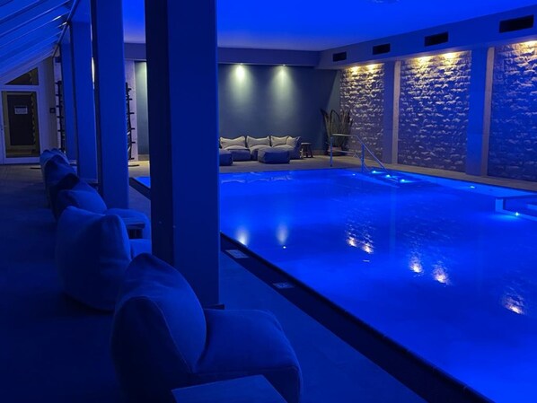 Indoor pool, seasonal outdoor pool