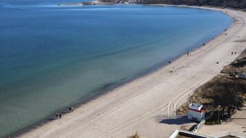 Utsikt mot strand/hav