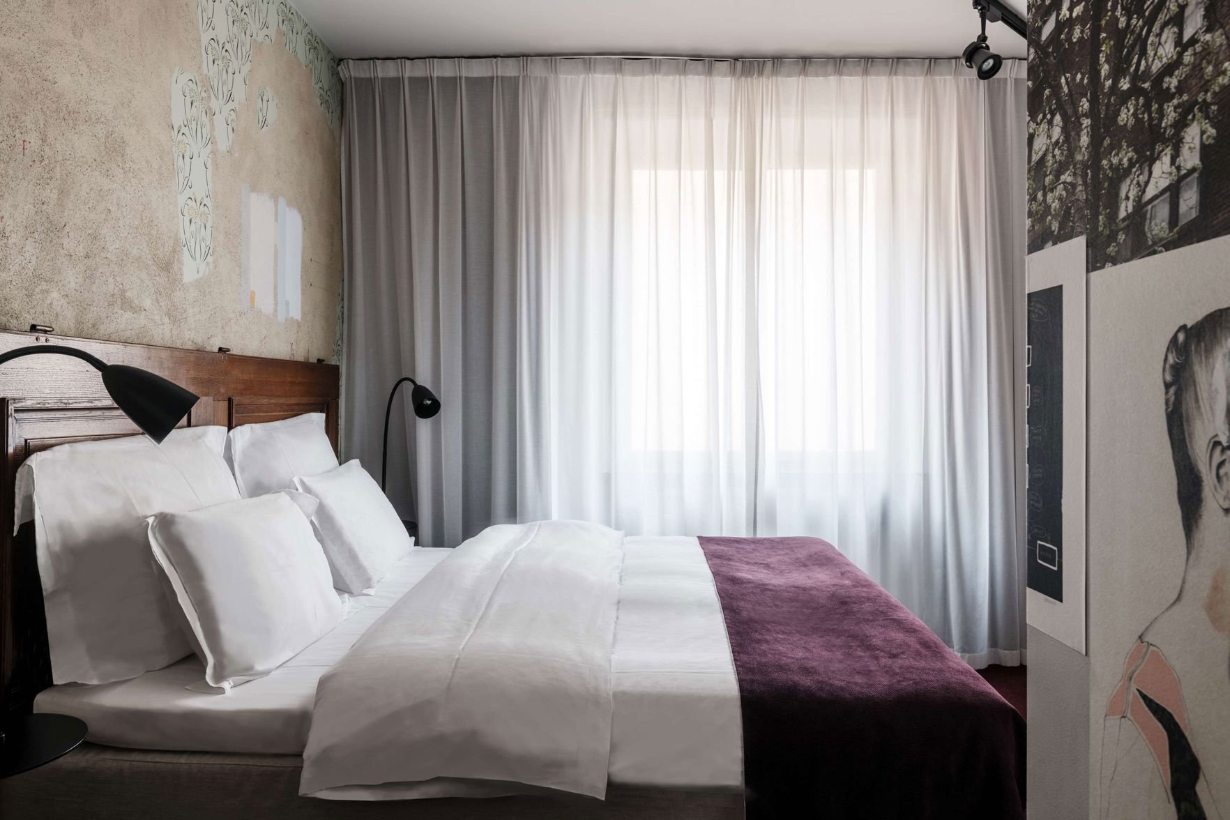 Hochwertige Bettwaren, Pillowtop-Betten, Zimmersafe