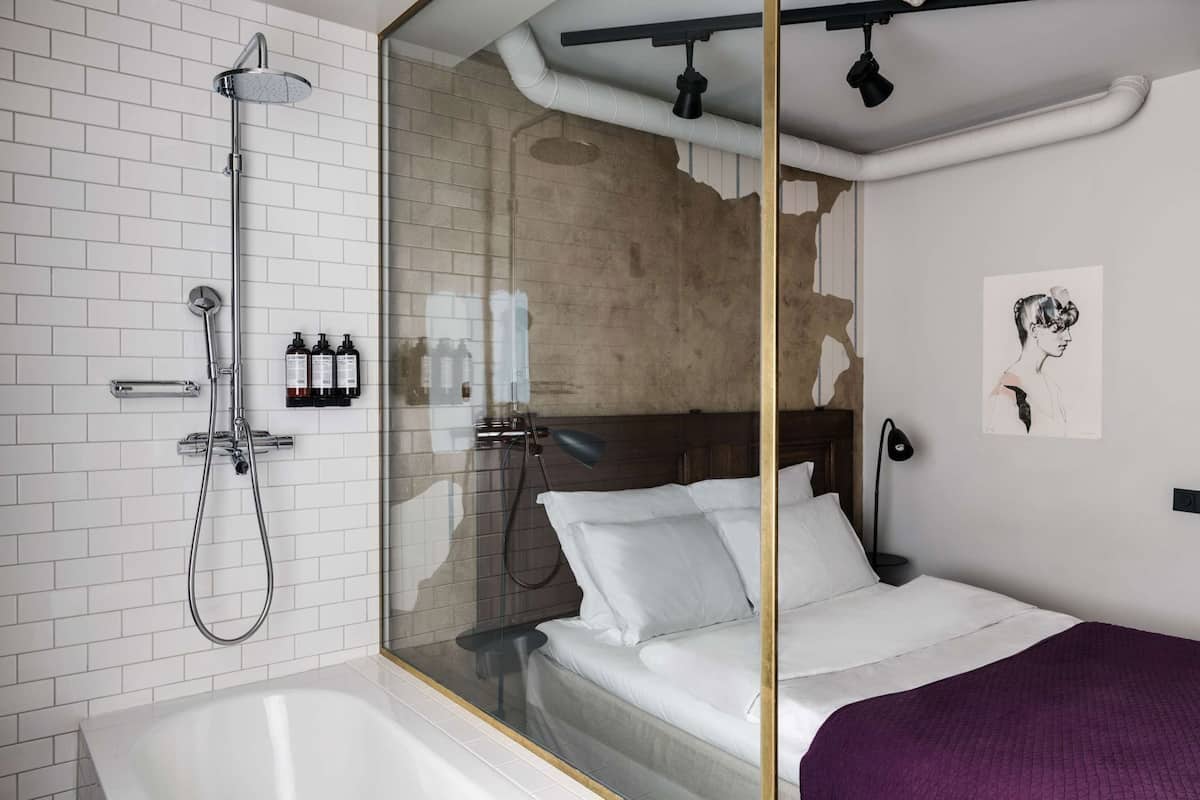 Premium bedding, pillowtop beds, in-room safe, individually decorated