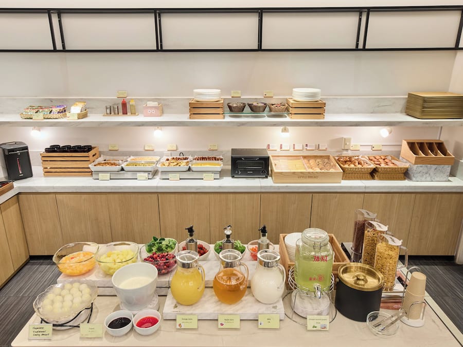 Dagelijks ontbijtbuffet (JPY 1980 per persoon)