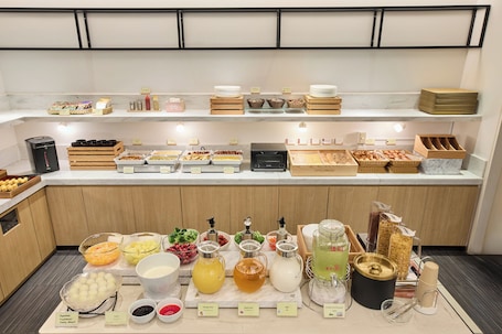 Daily buffet breakfast (JPY 1980 per person). Citadines Shinjuku Tokyo