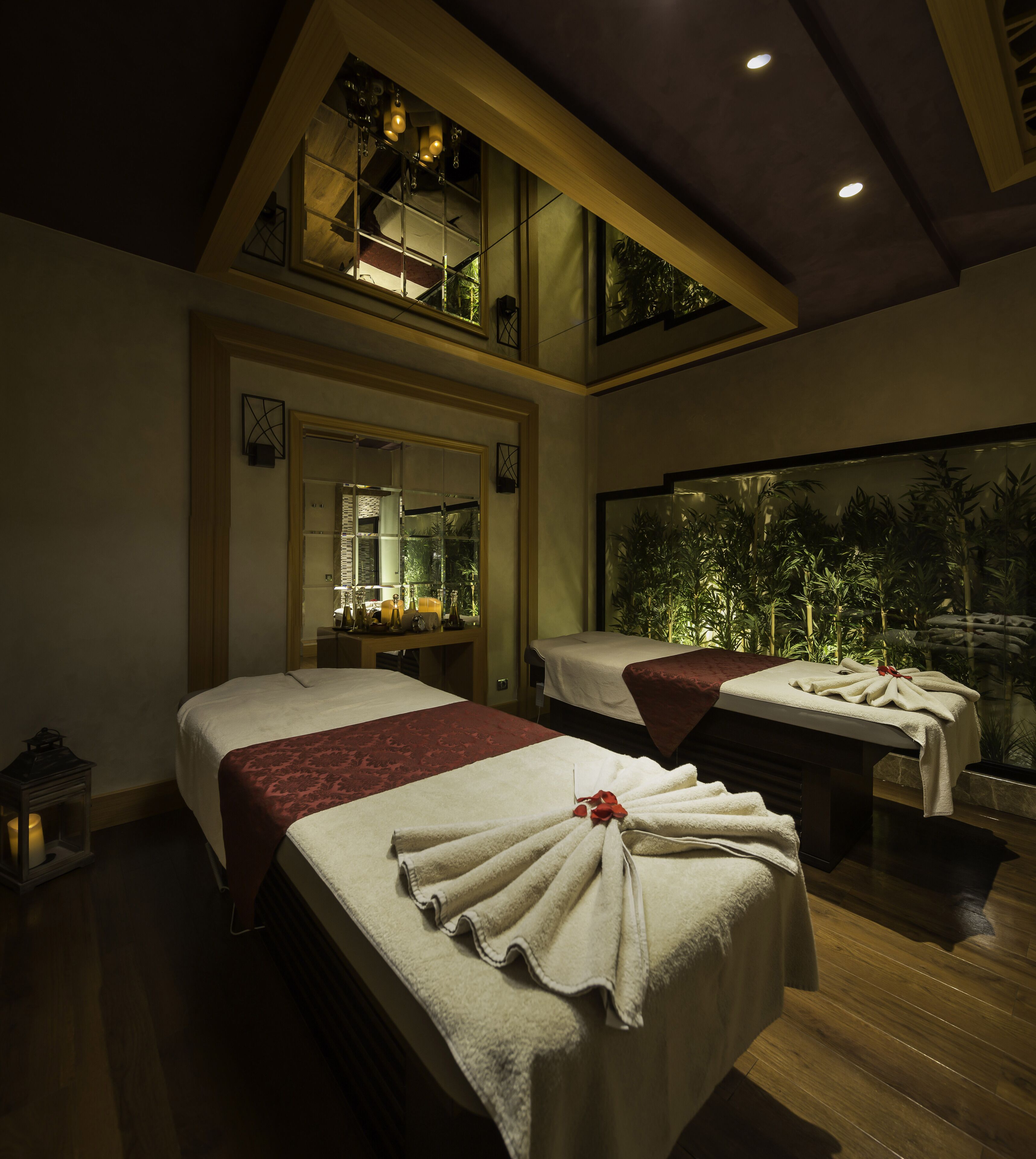 Sauna seca, banheira de hidromassagem, sauna a vapor, banho turco/hammam